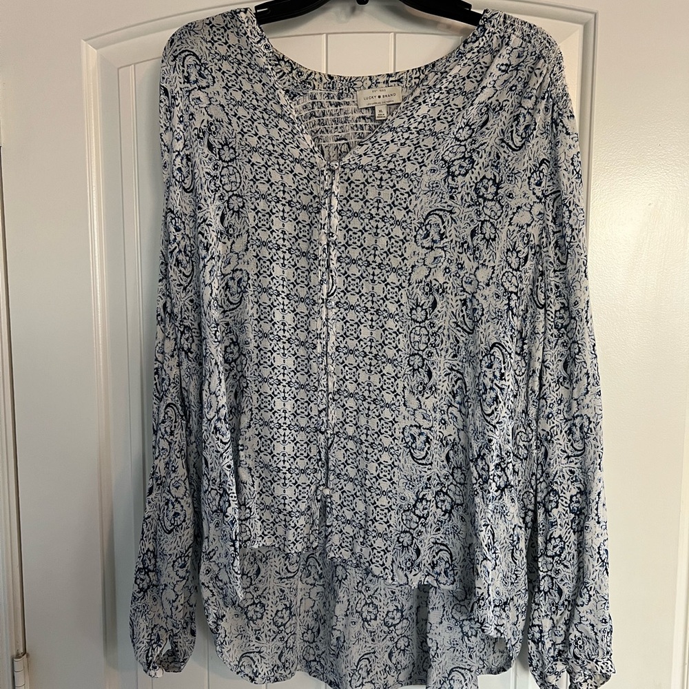 Lucky shirt, size XL